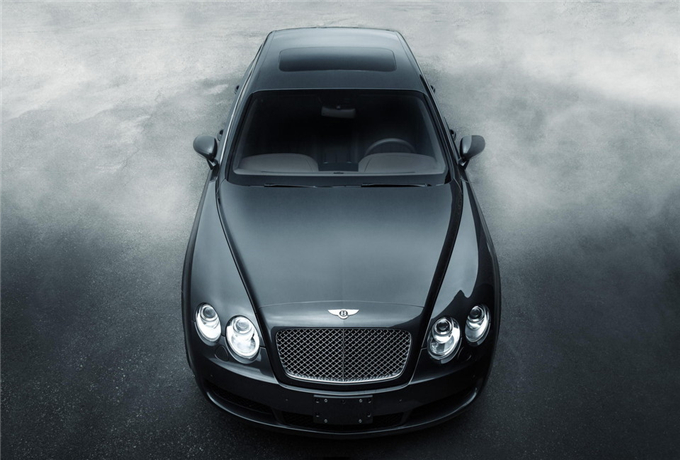 即墨租车公司讲解行车中并线基本原则