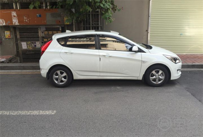 即墨租车司机开车实用小技巧须知