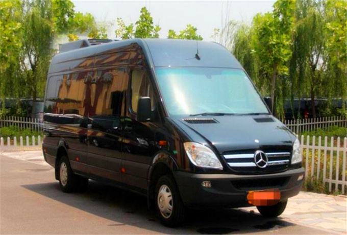 即墨旅游租车小巴