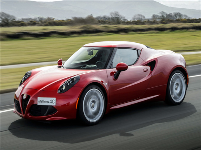 即墨租车资讯-开车时遇到方向盘出故障如何判断